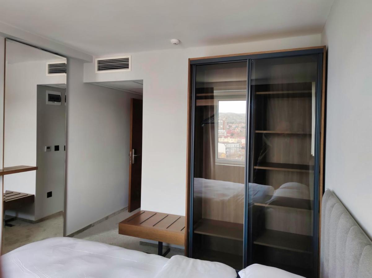 Oaza Hotel Štip Exteriör bild