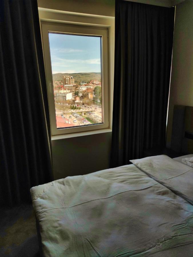 Oaza Hotel Štip Exteriör bild