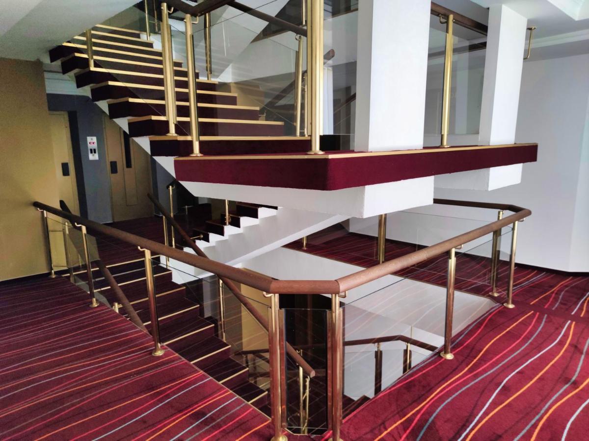 Oaza Hotel Štip Exteriör bild