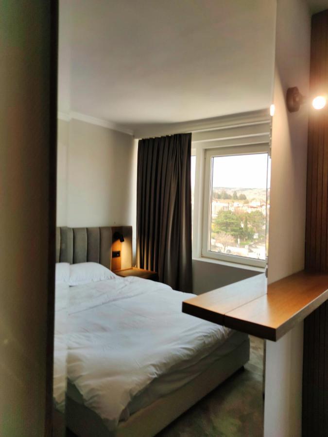 Oaza Hotel Štip Exteriör bild